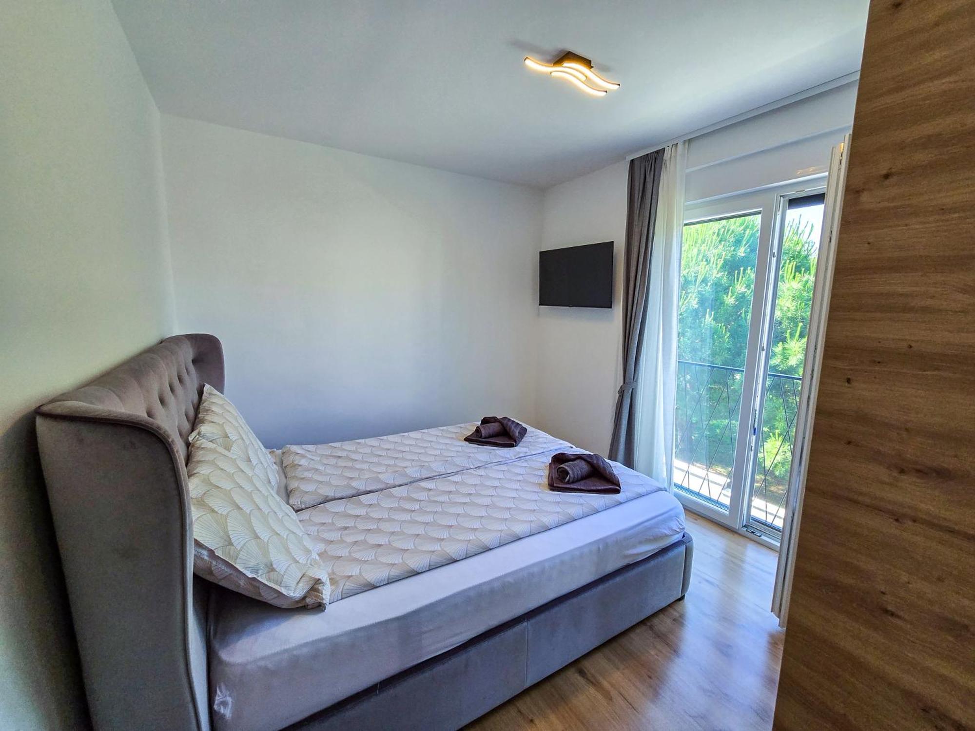 Villa David Пула Екстериор снимка